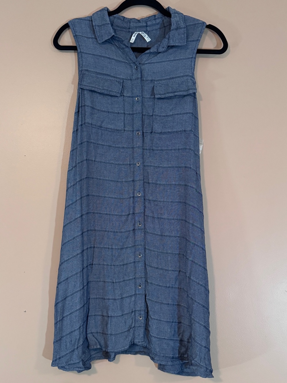 Sleeveless Button-Front Mini Dress in Blue